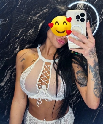 Аня